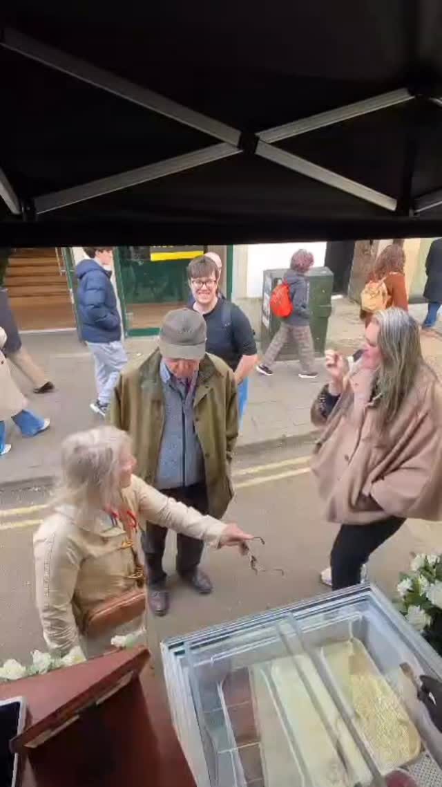 Instagram post from tippleandsnow. This post is in position 1.